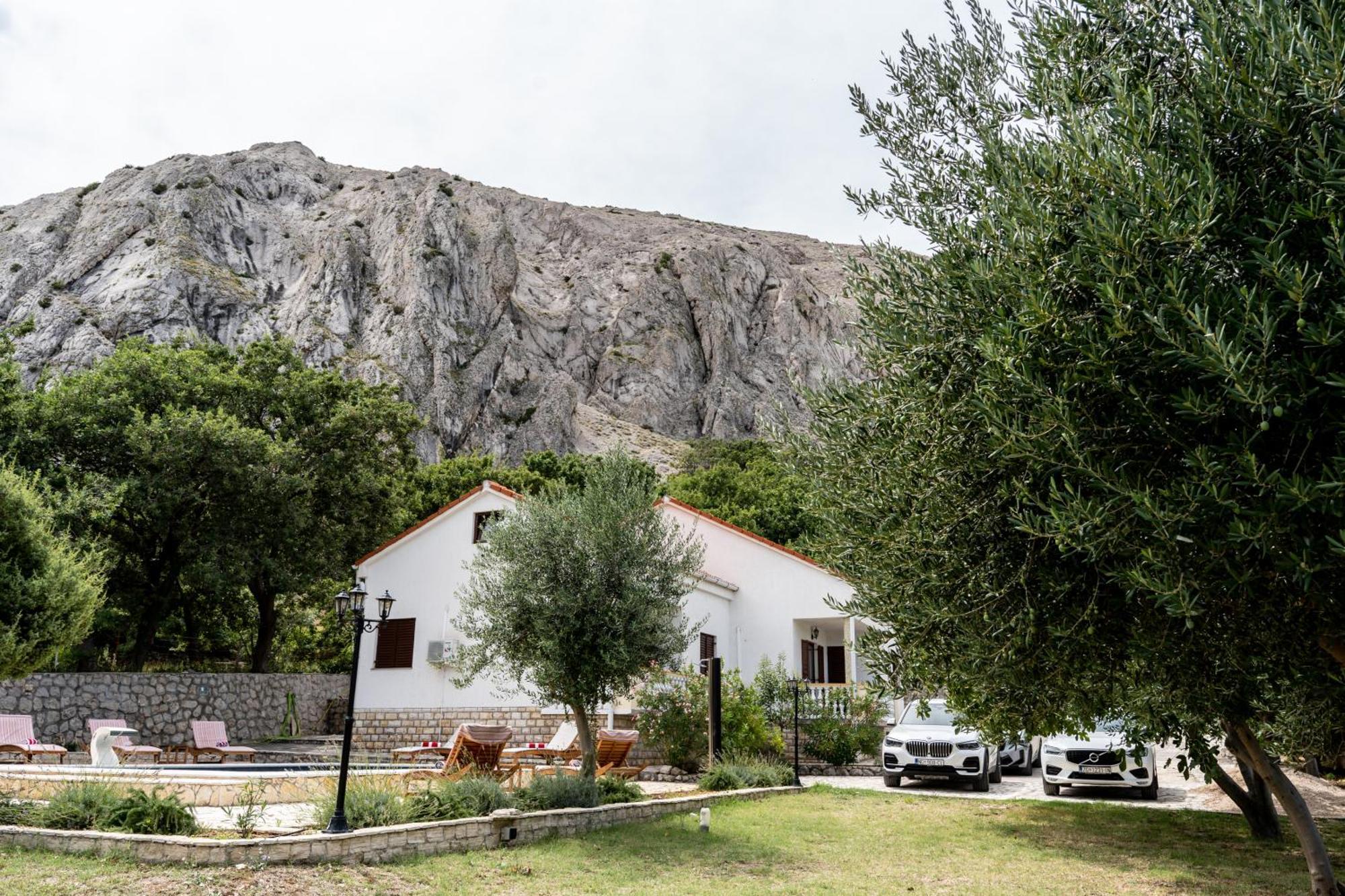 Villa Pag Dubrava Relax With Pool Bosana Exterior foto